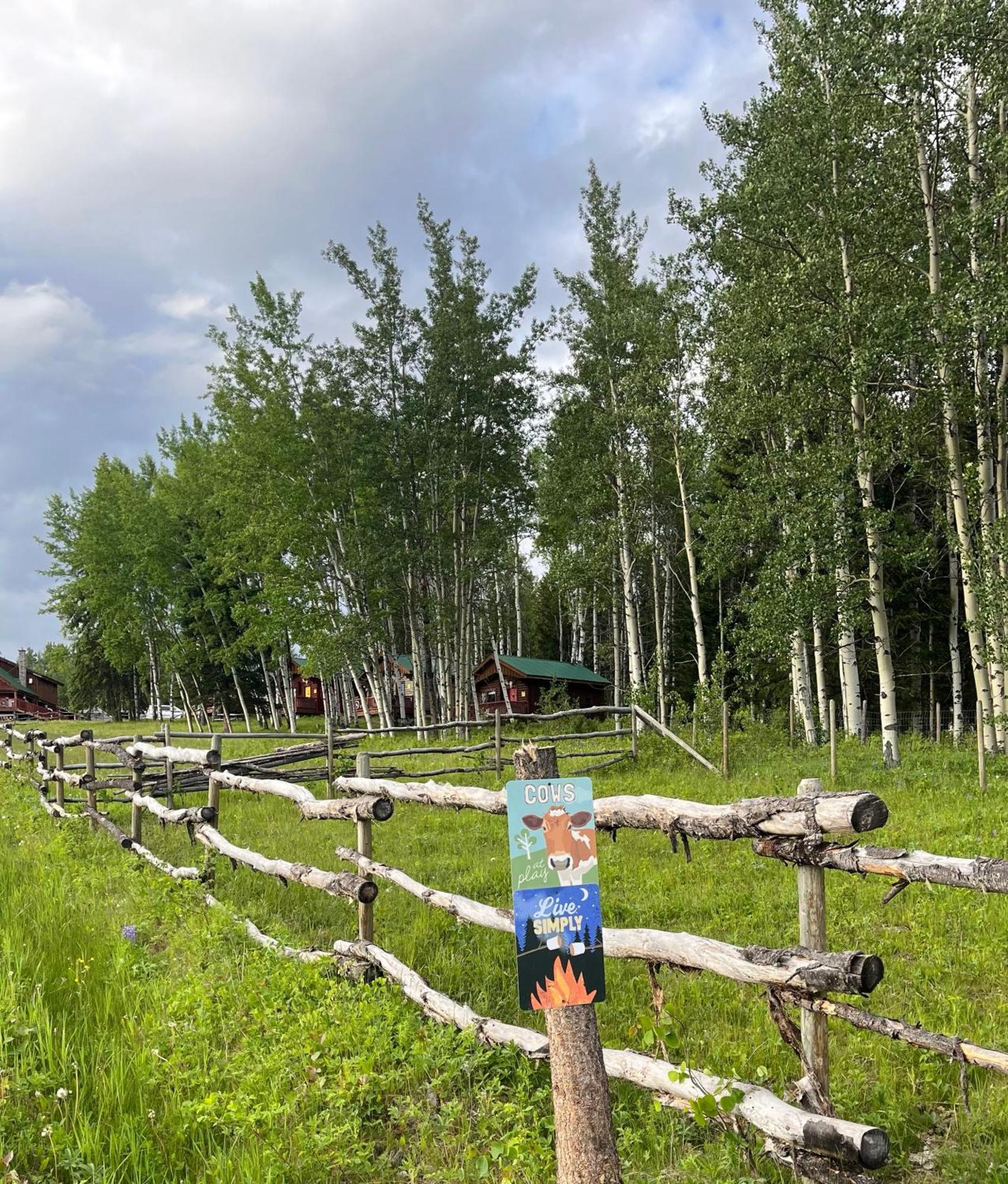 Montana Hill Guest Ranch Villa Bridge Lake Exterior foto